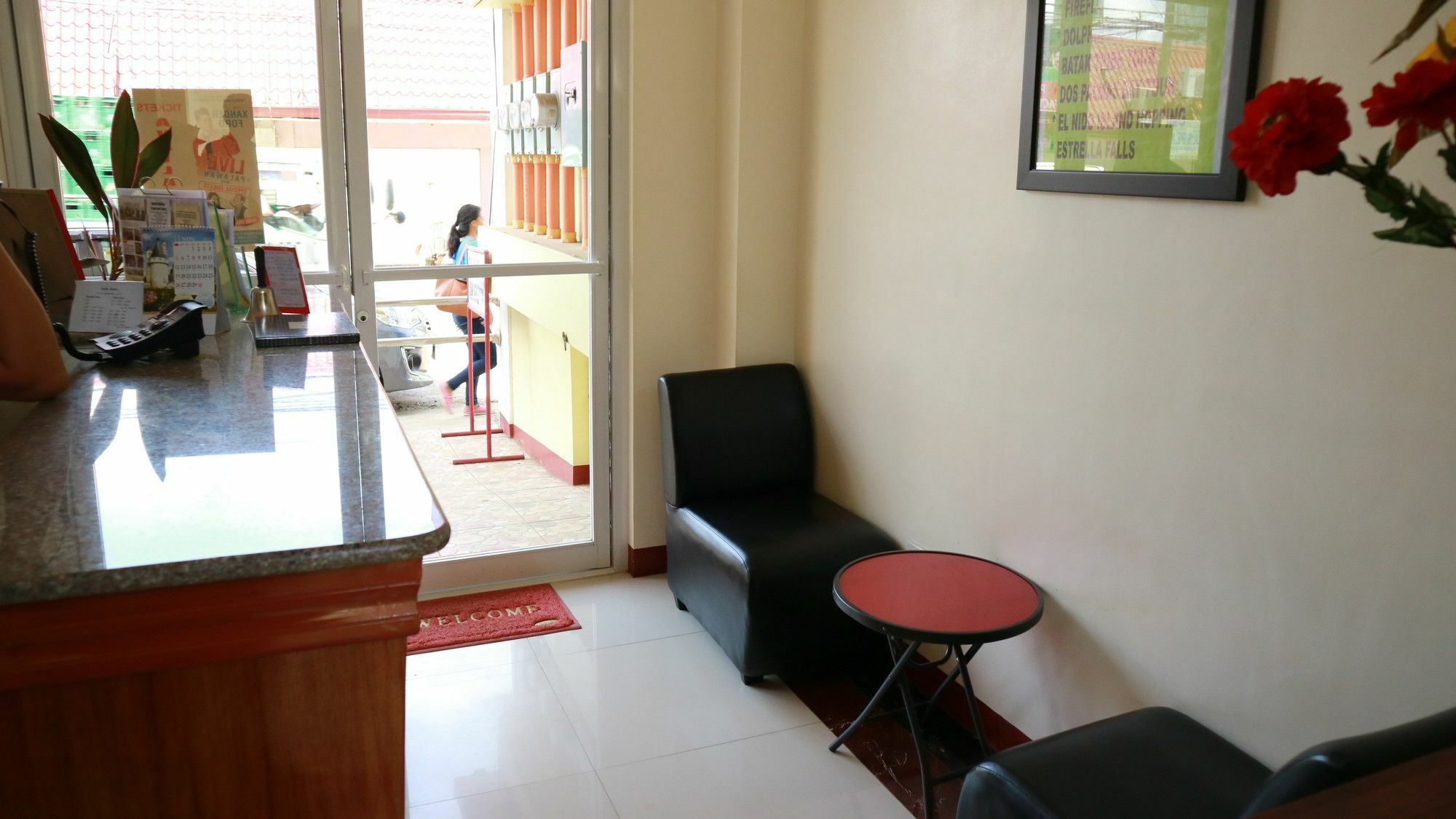 C Tower Studio Apartments Puerto Princesa Exterior foto